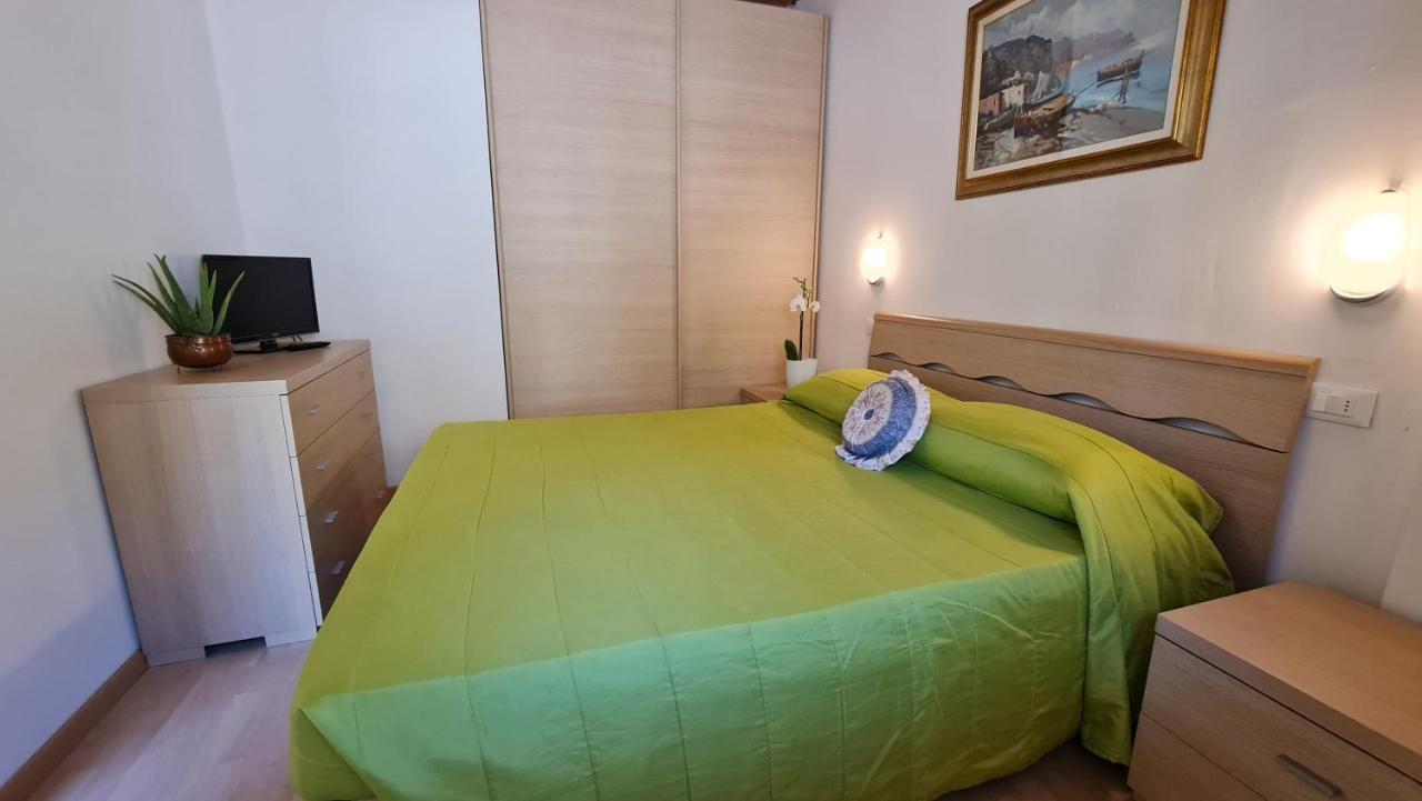 Casa Elka Residence Lake View And Pool By Garda Domus Mea Pieve  외부 사진
