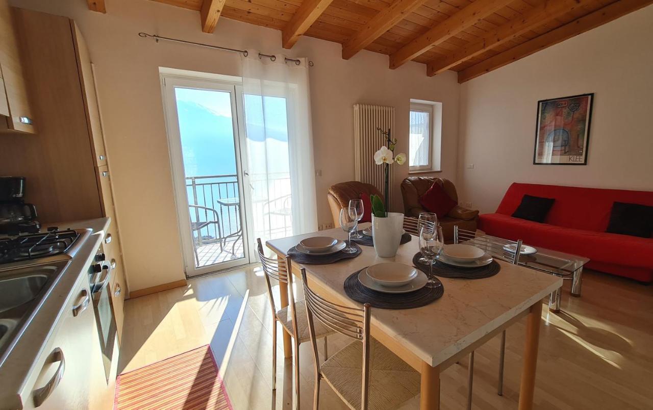 Casa Elka Residence Lake View And Pool By Garda Domus Mea Pieve  외부 사진