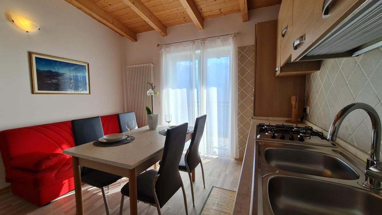 Casa Elka Residence Lake View And Pool By Garda Domus Mea Pieve  외부 사진